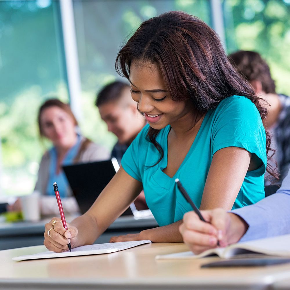 Schülerin im Zertifikatskurs Deutsch - inlingua Sprachschule München